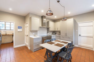 Photo 17- click for photo gallery